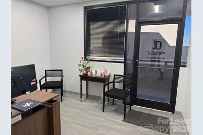 19600 W Catawba Avenue, Cornelius, NC 28031 - Photo 5