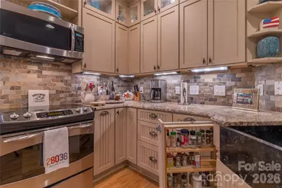 1113 Torrence Circle, Davidson, NC 28036 - Photo 7