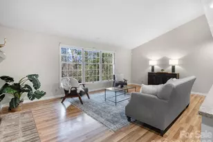 310 Claremont Dr, Flat Rock, NC 28731 - Photo 17