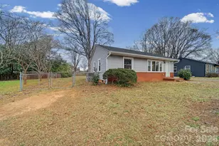 439 Hillcrest Dr, Statesville, NC 28677 - Photo 33