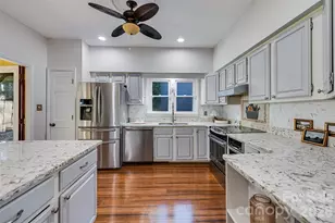 20 Quayside Ct, Lake Wylie, SC 29710 - Photo 9