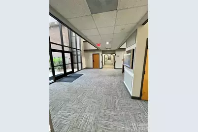 10801 Johnston Road, Charlotte, NC 28226 - Photo 3