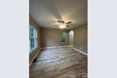 214 Pharr Street, Charlotte, NC 28262 - Photo 3