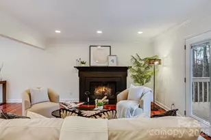 8 Hickory Ridge Ct, Lake Wylie, SC 29710 - Photo 13