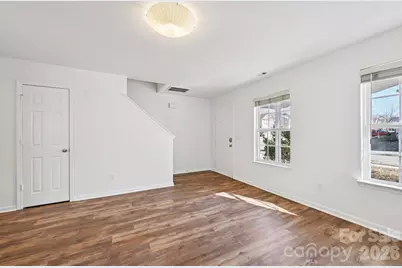 1202 Pinehaven Court, Charlotte, NC 28215 - Photo 5