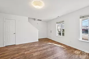 1202 Pinehaven Ct, Charlotte, NC 28215 - Photo 5