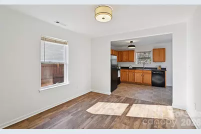 1202 Pinehaven Court, Charlotte, NC 28215 - Photo 9