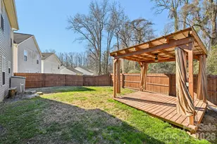1202 Pinehaven Ct, Charlotte, NC 28215 - Photo 41