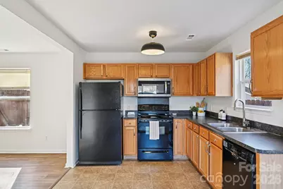 1202 Pinehaven Court, Charlotte, NC 28215 - Photo 11