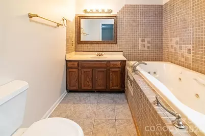 120 Breckenridge Court, Hendersonville, NC 28739 - Photo 35