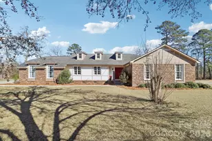 454 Woodberry Dr, Orangeburg, SC 29115 - Photo 1