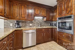 454 Woodberry Dr, Orangeburg, SC 29115 - Photo 11