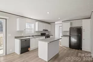 3613 Jamestown Rd, Morganton, NC 28655 - Photo 11