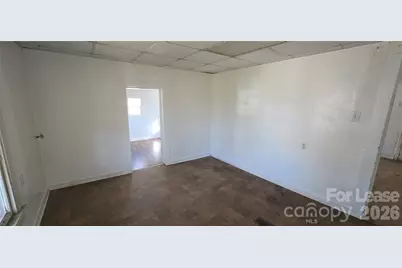 227 Brixton Place SW, Lenoir, NC 28645 - Photo 5