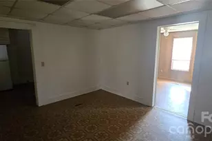 227 Brixton Pl SW, Lenoir, NC 28645 - Photo 7