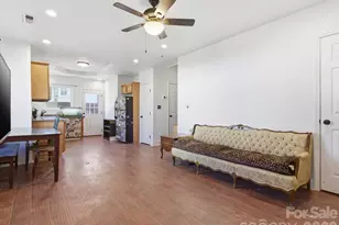 1810 Marguerite Ave, Charlotte, NC 28205 - Photo 11