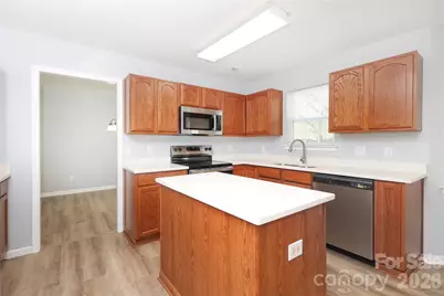 10910 Elm Bend Drive, Charlotte, NC 28273 - Photo 9