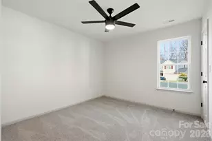 6715 Rubin Lura Ct, Charlotte, NC 28269 - Photo 19