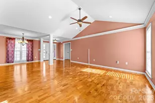 884 Clear Creek Cir, Lincolnton, NC 28092 - Photo 23