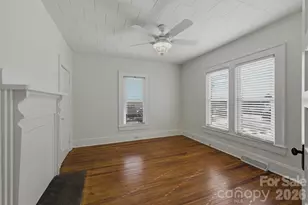 112 Myrtle St, Morganton, NC 28655 - Photo 9