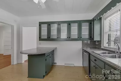 112 Myrtle Street, Morganton, NC 28655 - Photo 7