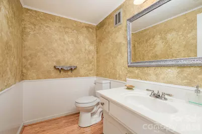 8017 Regent Park Lane, Charlotte, NC 28210 - Photo 9