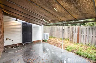 8017 Regent Park Ln, Charlotte, NC 28210 - Photo 17