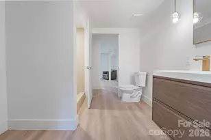 911 E Woodlawn Rd, Charlotte, NC 28209 - Photo 35