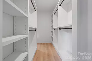 911 E Woodlawn Rd, Charlotte, NC 28209 - Photo 15