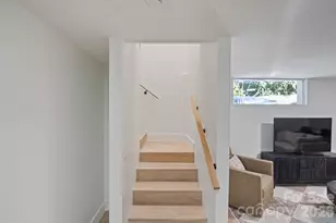 911 E Woodlawn Rd, Charlotte, NC 28209 - Photo 39