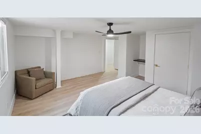 911 E Woodlawn Road, Charlotte, NC 28209 - Photo 31