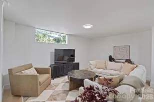 911 E Woodlawn Rd, Charlotte, NC 28209 - Photo 27