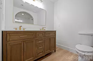 911 E Woodlawn Rd, Charlotte, NC 28209 - Photo 19