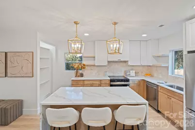 911 E Woodlawn Road, Charlotte, NC 28209 - Photo 7