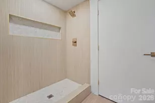 911 E Woodlawn Rd, Charlotte, NC 28209 - Photo 33