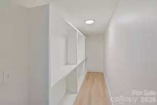 911 E Woodlawn Rd, Charlotte, NC 28209 - Photo 33