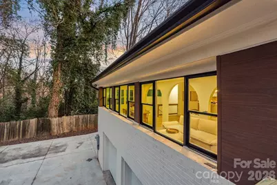 911 E Woodlawn Road, Charlotte, NC 28209 - Photo 45