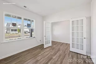 5131 Shallow Brk Dr, Charlotte, NC 28215 - Photo 13