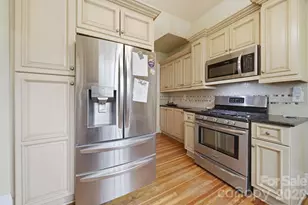 707 S York St, Gastonia, NC 28052 - Photo 17