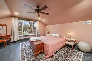 707 S York St, Gastonia, NC 28052 - Photo 19