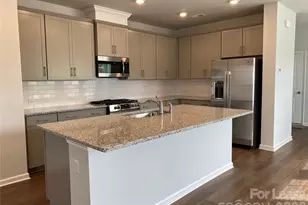 729 Lyndon Station Dr, Pineville, NC 28134 - Photo 5