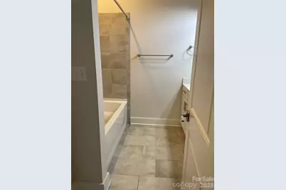 935 McAlway Road #303, Charlotte, NC 28211 - Photo 7