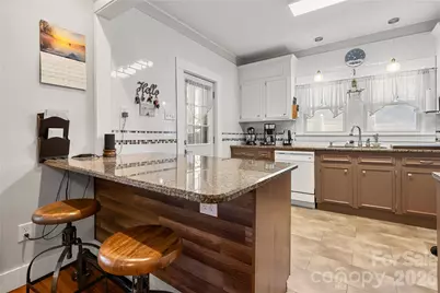 208 Pond Street, Mooresville, NC 28115 - Photo 13