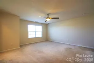 5904 Stirlingshire Ct, Charlotte, NC 28278 - Photo 7