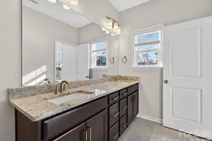 332 Hastings Run Dr, Charlotte, NC 28211 - Photo 23