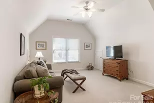 3228 12 Oaks Pl, Charlotte, NC 28270 - Photo 29