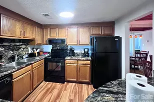 303 Sugar Top Dr, Sugar Mountain, NC 28604 - Photo 15