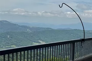 303 Sugar Top Dr, Sugar Mountain, NC 28604 - Photo 7