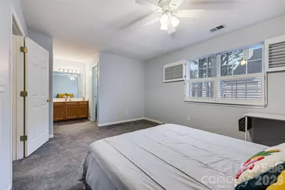5925 Prescott Court, Charlotte, NC 28269 - Photo 21