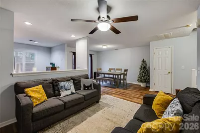 5925 Prescott Court, Charlotte, NC 28269 - Photo 9